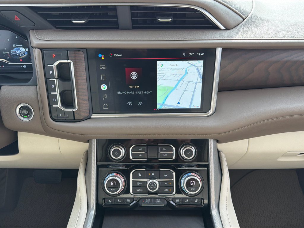 Used 2022 GMC Yukon Denali w/ Denali Premium Package AWD/4WD image 19