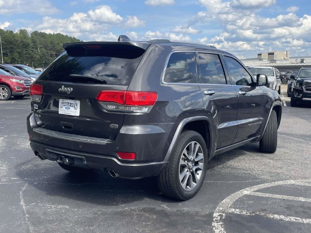 Used 2017 Jeep Grand Cherokee Overland AWD/4WD image 3