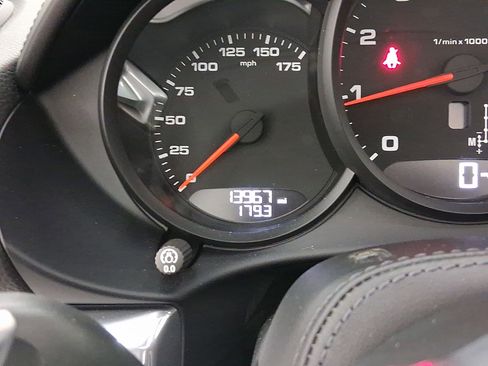 Certified 2022 Porsche 718 Boxster image 17