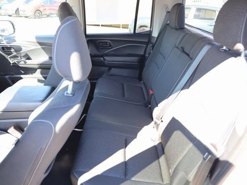 Certified 2025 Honda Ridgeline Sport+ image 13