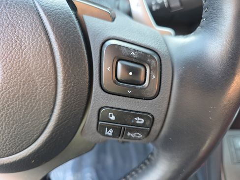 Used 2022 Lexus IS 300 w/ Premium Package image 31