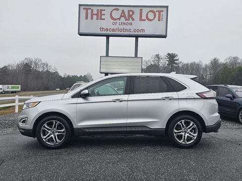 Used 2015 Ford Edge Titanium image 2