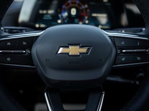 New 2026 Chevrolet Equinox LT FWD image 15