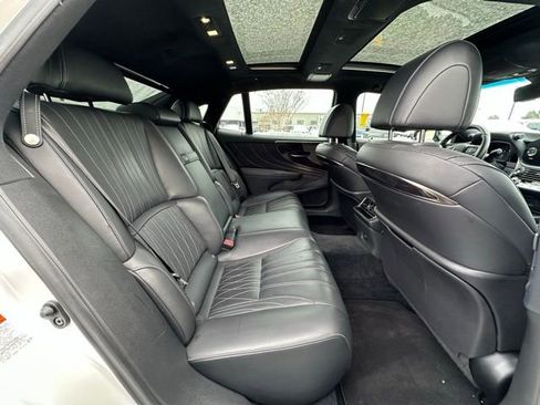 Used 2021 Lexus LS 500 AWD w/ Interior Upgrade Package image 33
