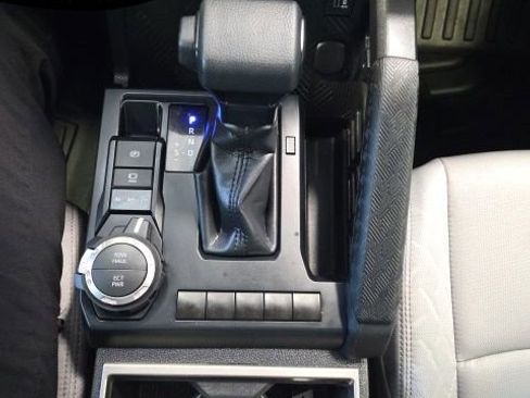 Used 2025 Toyota Tacoma SR5 image 25