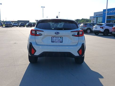 Used 2024 Subaru Crosstrek 2.0i AWD/4WD image 7