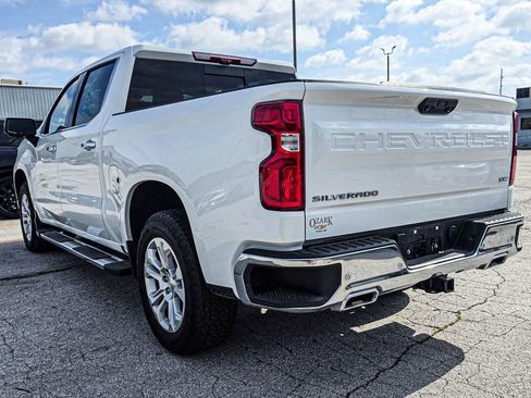 Used 2023 Chevrolet Silverado 1500 LTZ w/ Technology Package AWD/4WD image 4