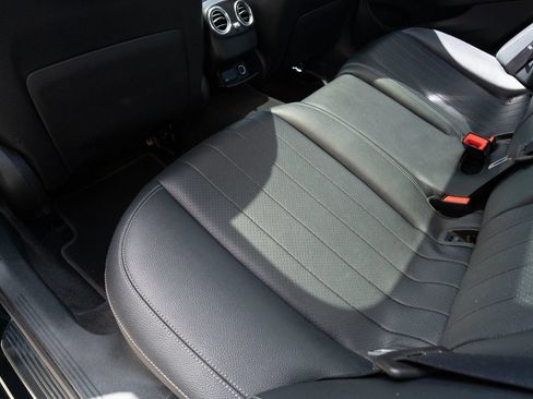 Used 2019 Mercedes-Benz E 300 w/ Premium 1 Package image 23