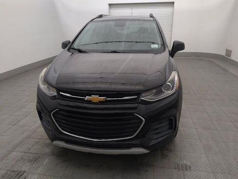 Used 2020 Chevrolet Trax LT w/ LT Convenience Package FWD image 15