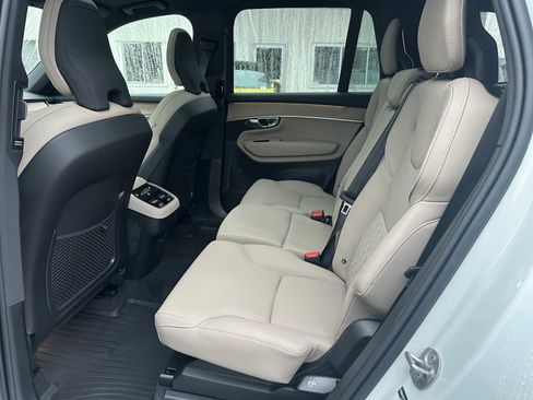 New 2026 Volvo XC90 B6 Plus w/ Protection Package Premier image 15