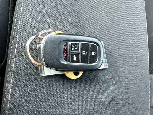 Used 2023 Honda Civic Sport image 7