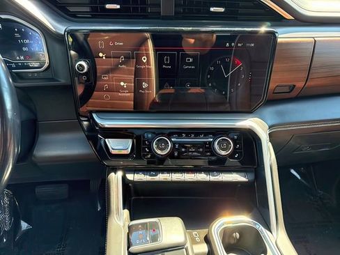 Used 2023 GMC Sierra 1500 Denali Ultimate AWD/4WD image 32