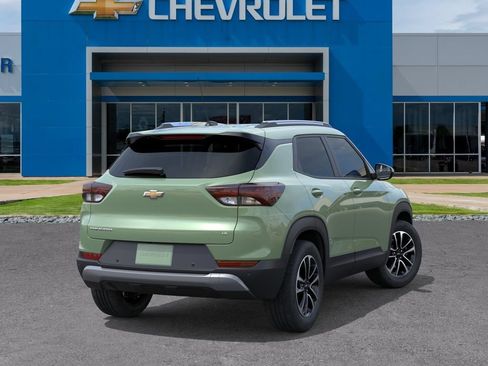 New 2026 Chevrolet TrailBlazer LT w/ Convenience Package FWD image 4