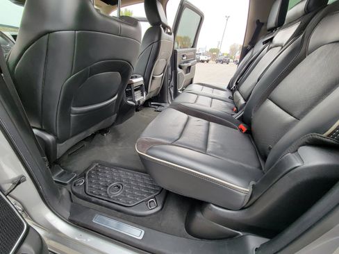 Used 2019 RAM 1500 Laramie w/ Trailer Tow Group image 37