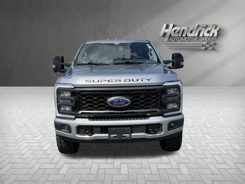 Used 2024 Ford F250 Lariat w/ Lariat Ultimate Package AWD/4WD image 3