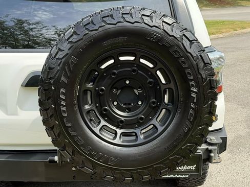 Used 2016 Toyota 4Runner SR5 Premium AWD/4WD image 40