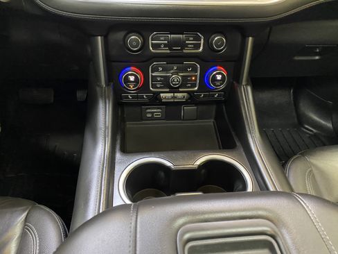 Used 2021 Chevrolet Tahoe Z71 w/ Luxury Package image 54