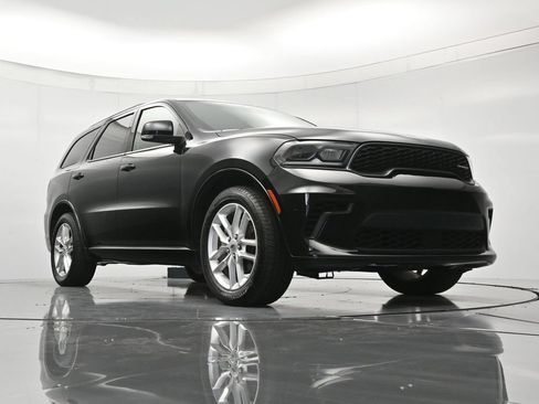 Used 2024 Dodge Durango GT RWD image 41