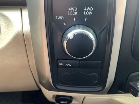 Used 2015 RAM 3500 Big Horn AWD/4WD image 28