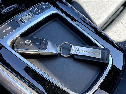 Used 2026 Mercedes-Benz GLA 250 4MATIC image 10