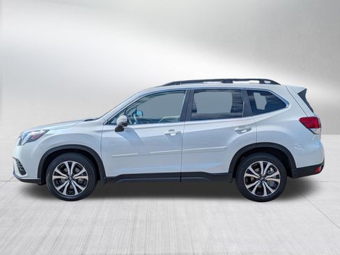 Used 2023 Subaru Forester Limited AWD/4WD image 4