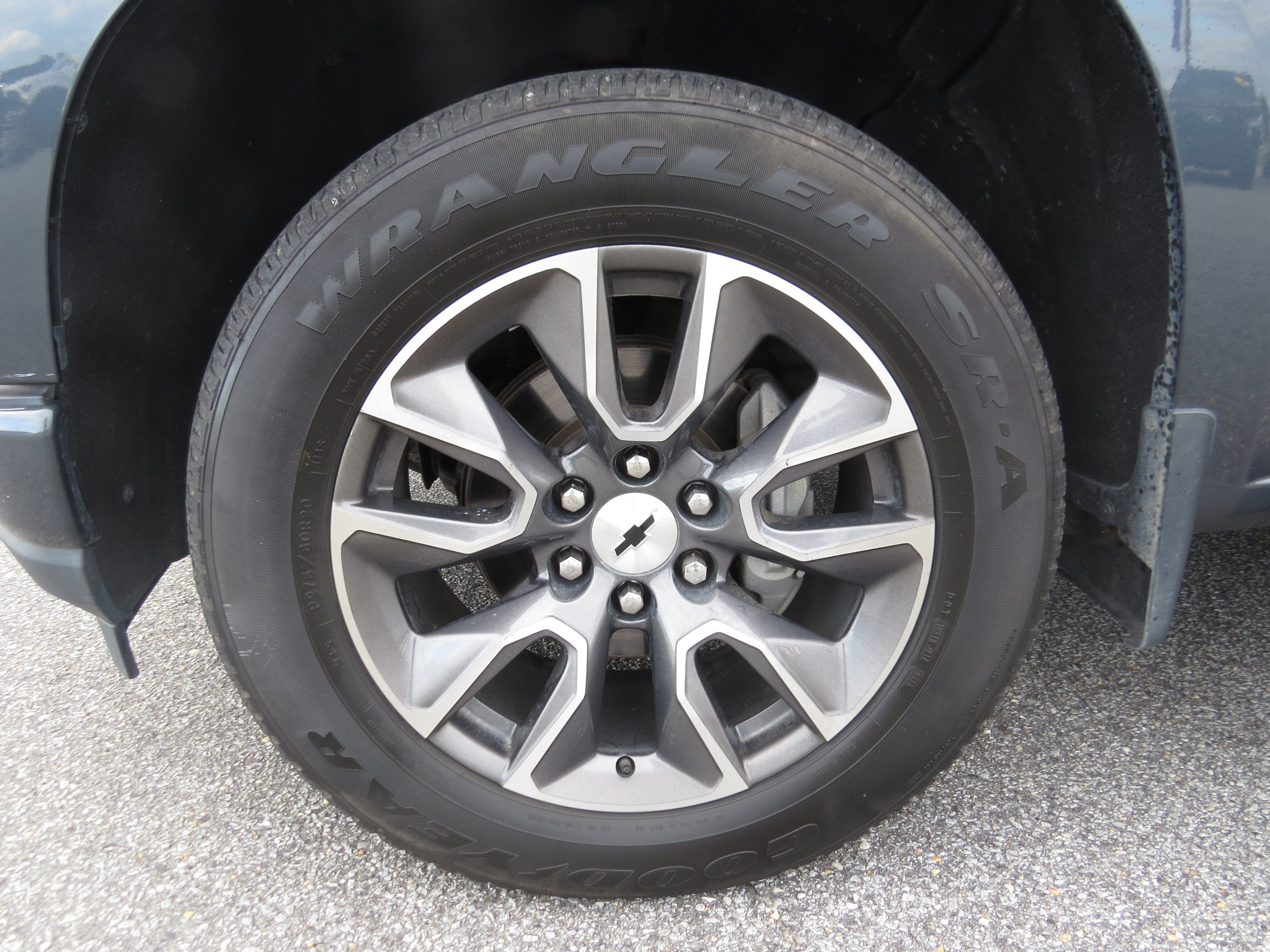 Used 2020 Chevrolet Silverado 1500 RST AWD/4WD image 10