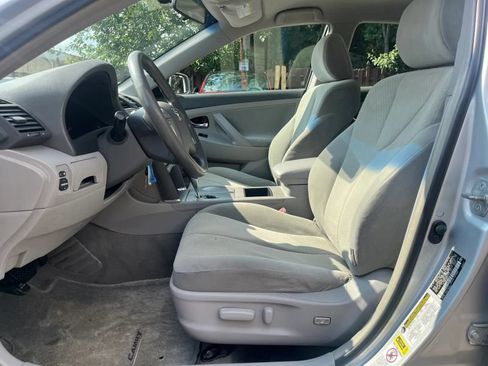 Used 2007 Toyota Camry LE FWD image 11