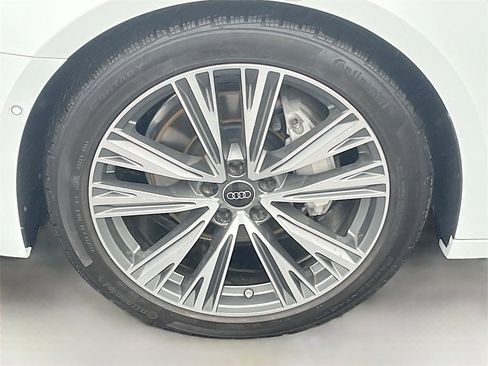 Used 2024 Audi A6 2.0T Premium w/ Convenience Package image 32