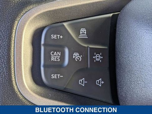 Used 2023 Ford Bronco Badlands image 14