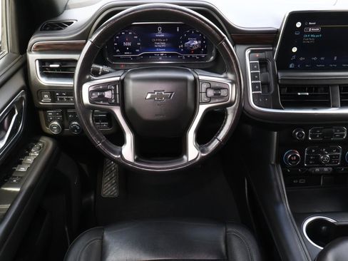 Used 2022 Chevrolet Tahoe Z71 w/ Z71 Off-Road Package image 10