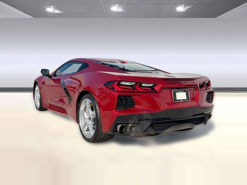 Used 2021 Chevrolet Corvette 2LT image 3