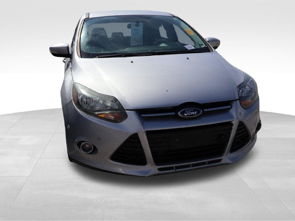 Used 2014 Ford Focus Titanium FWD image 8