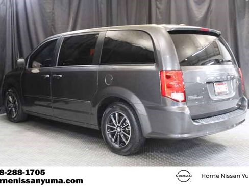 Used 2015 Dodge Grand Caravan SE w/ Quick Order Package 29E SE image 16