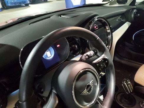 Used 2023 MINI Cooper SE image 7