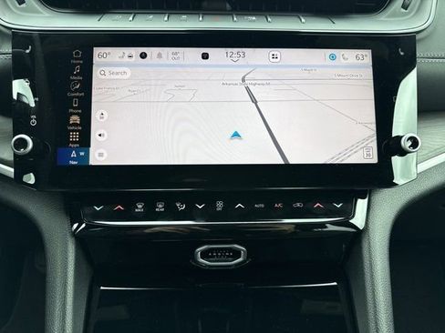 New 2026 Jeep Grand Cherokee L Limited AWD/4WD image 9