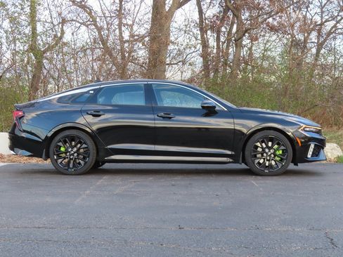 New 2026 Kia K5 GT w/ GT1 Package image 2
