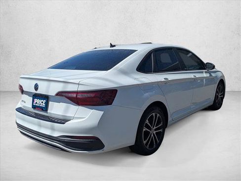 Used 2023 Volkswagen Jetta Sport FWD image 5