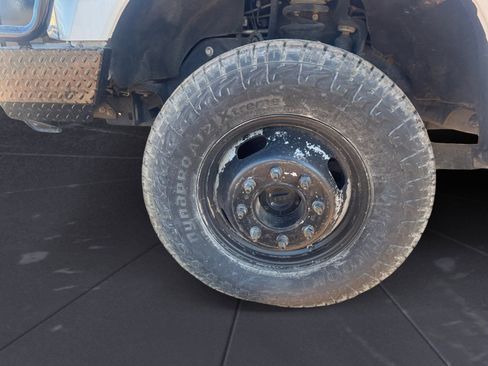 Used 2018 Ford F350 XL w/ Power Equipment Group image 14