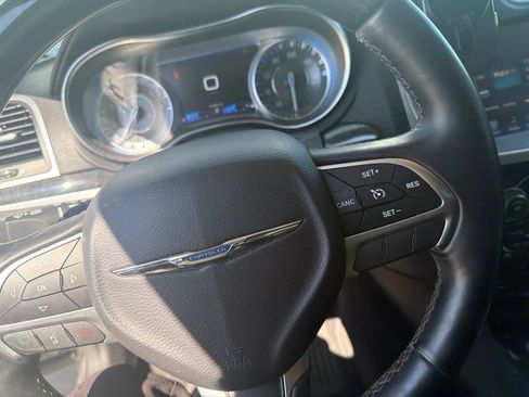 Used 2016 Chrysler 300 C AWD/4WD image 15