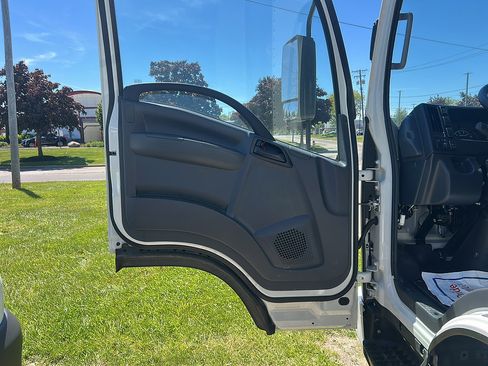 New 2025 Chevrolet Low Cab Forward 5500XG RWD image 5