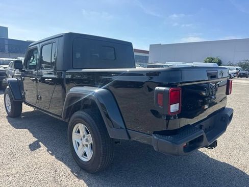 Used 2022 Jeep Gladiator Sport AWD/4WD image 7