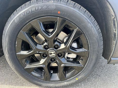 Used 2023 Honda HR-V Sport image 12