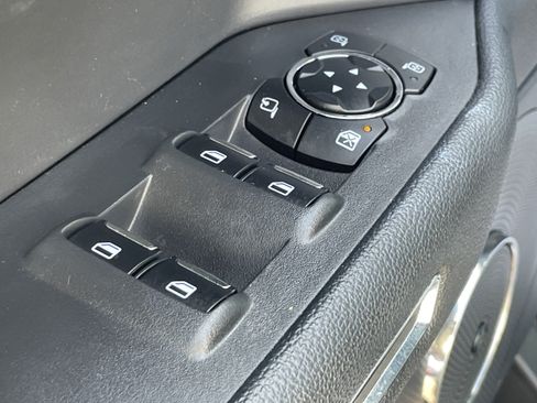 Used 2024 Ford Expedition Limited AWD/4WD image 13