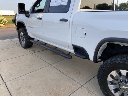 Used 2025 Chevrolet Silverado 2500 Custom AWD/4WD image 62