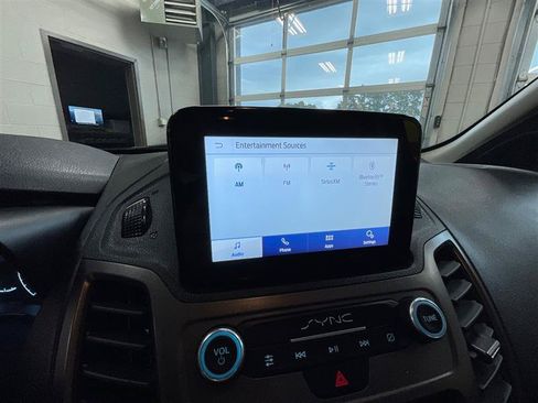 Used 2022 Ford Transit Connect XLT FWD image 18