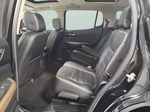 Used 2017 GMC Acadia Denali w/ Technology Package image 20