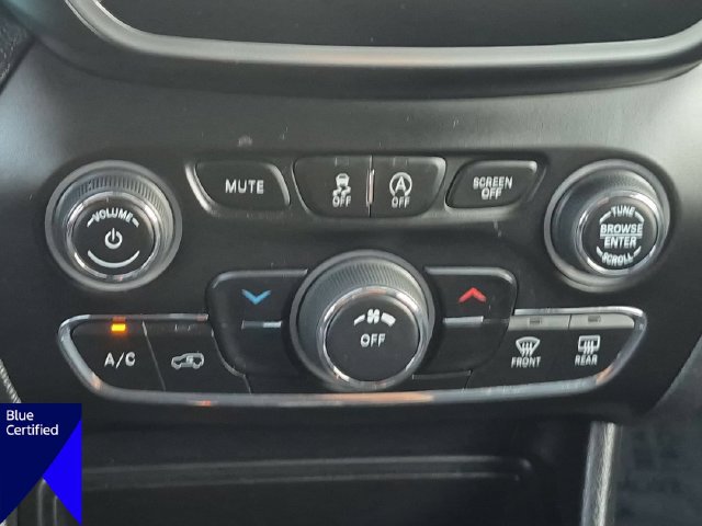 Used 2020 Jeep Cherokee Latitude AWD/4WD image 27