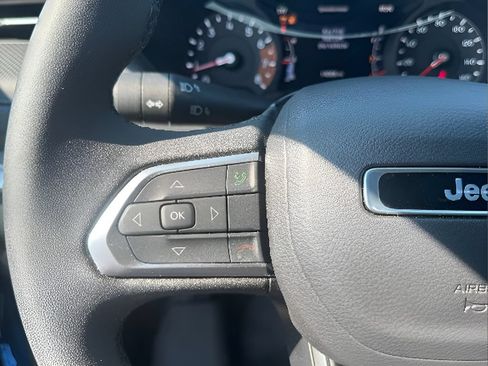 Used 2026 Jeep Compass Limited AWD/4WD image 14