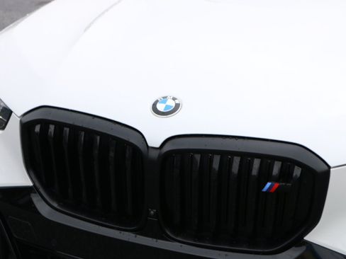 Used 2024 BMW X5 sDrive40i w/ M Sport Package RWD image 12