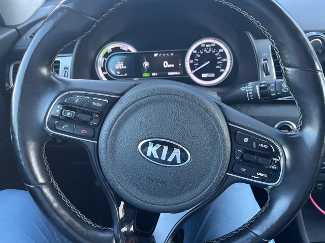 Used 2017 Kia Niro Touring FWD image 12